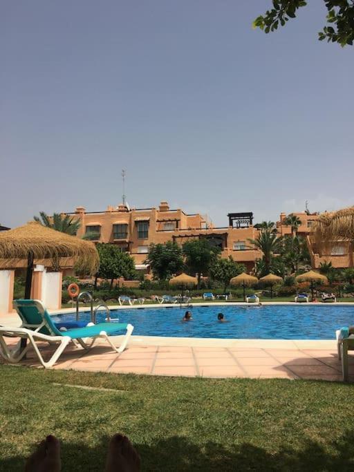 Superbe Appartement Avec Piscine A 800M De La Mer Bahia de Casares Eksteriør bilde